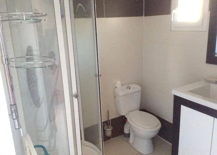 à 50 M² Avec Piscine Partagée Appartamento